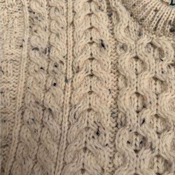 CARRAIG DONN YOUTH KIDS SIZE LARGE CREAM CARDIGAN WOOL SWEATER IRELAND - Picture 3 of 6